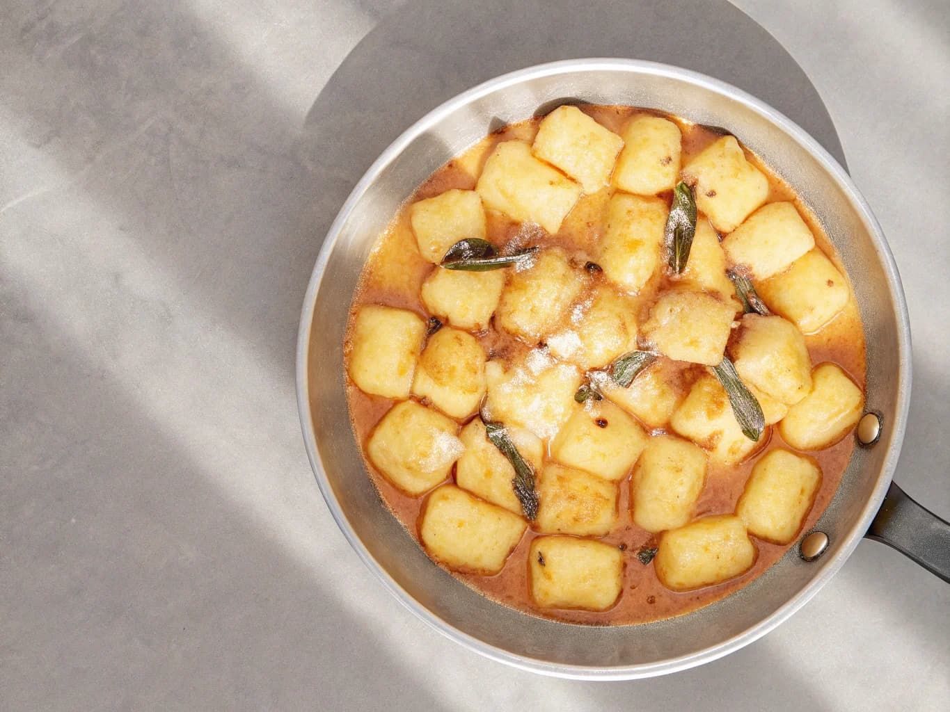 Gnocchi di patate al burro e salvia — finished dish
